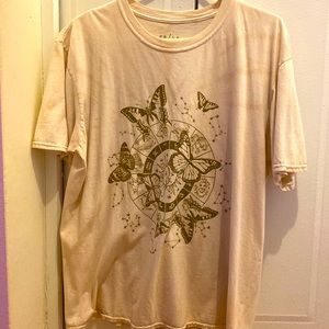 Zodiac sign graphic tee.